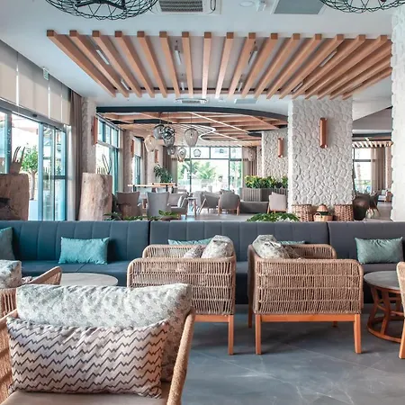 Ξενοδοχείο Royal Style 5*